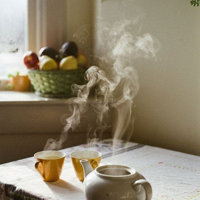 Ritual de bebidas calientes antes de trabajar para activar el cuerpo